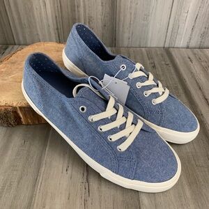 Old Navy Sneakers